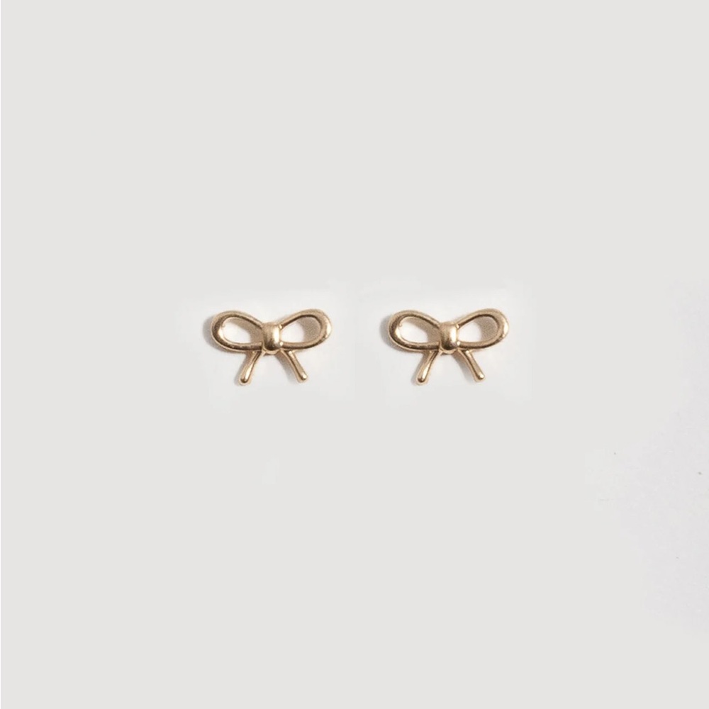 14k Gold Bow Earrings